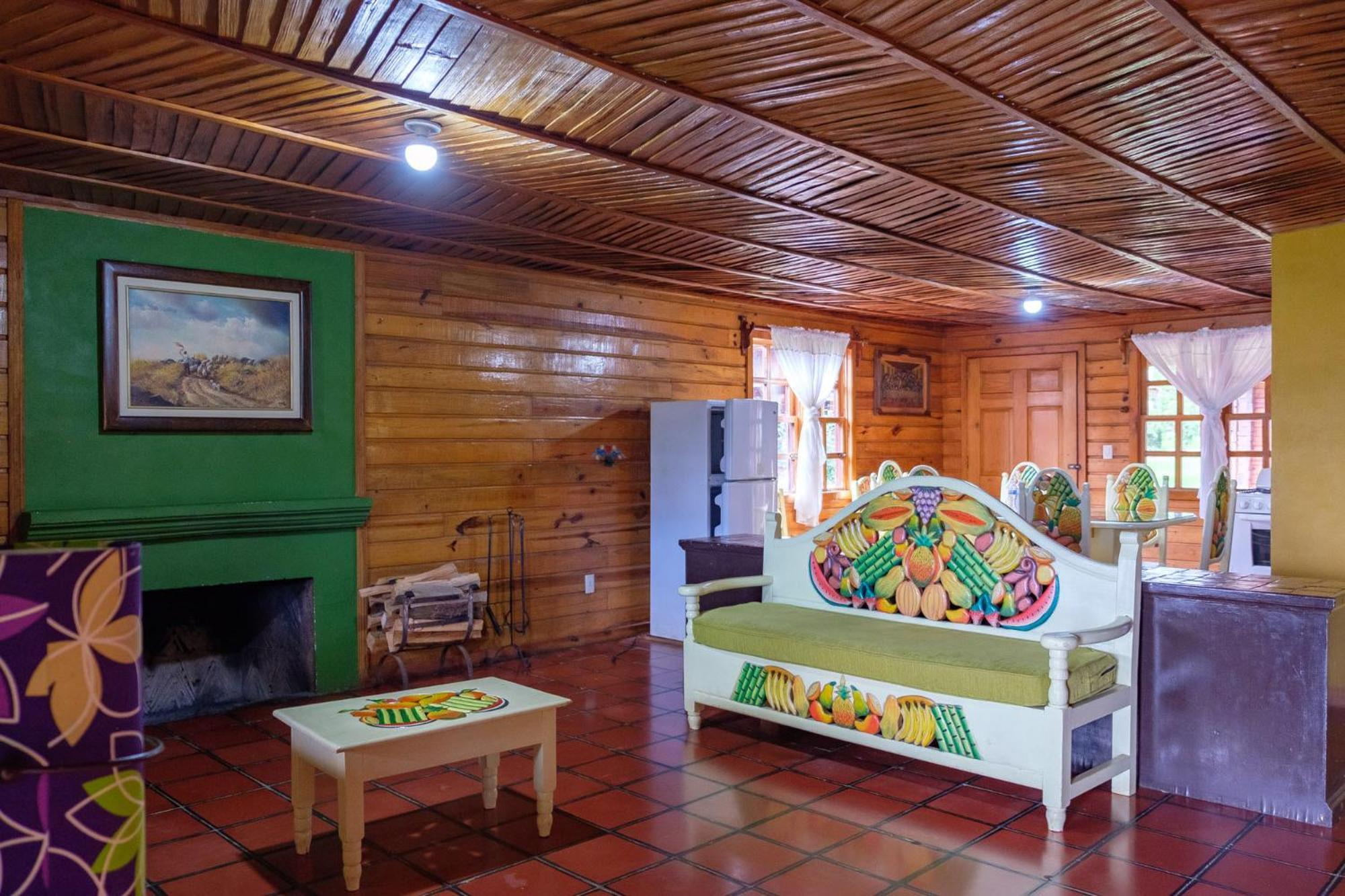 Zirahuen Forest And Resort Luaran gambar