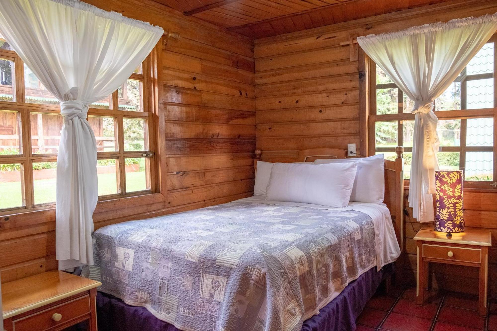 Zirahuen Forest And Resort Luaran gambar